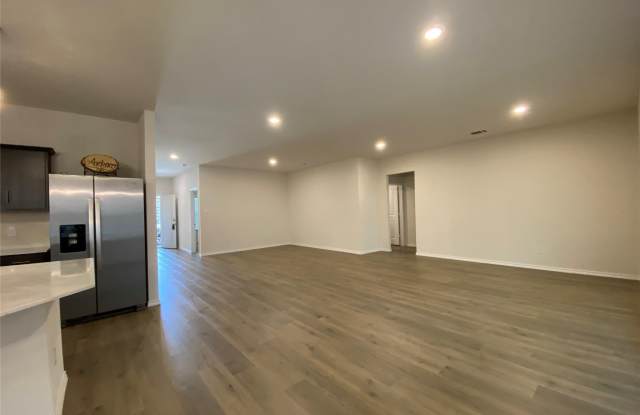 159 Mapleoak Drive Gallery 4