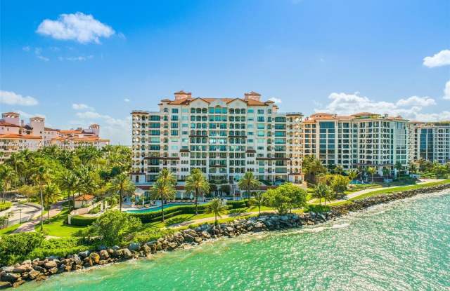 7154 Fisher Island Dr photos photos