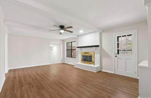 4417 Dawson Drive Gallery 3