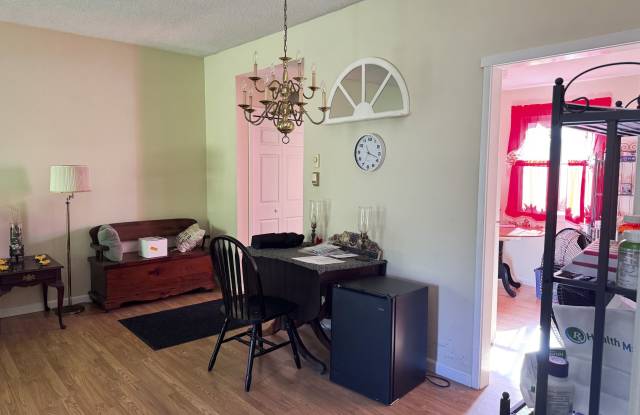 994 Heritage Village Gallery 4