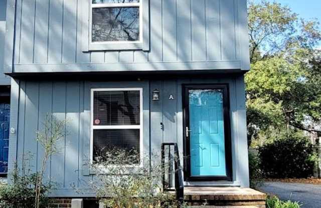 EAST OF 17 TOWNHOME - 403 75th Avenue North, Myrtle Beach, SC 29572