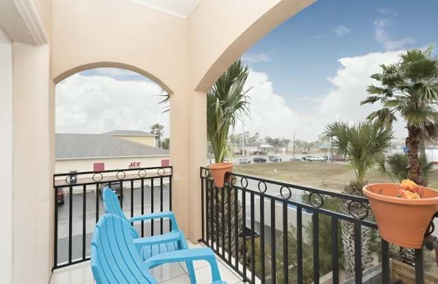 103 East Gardenia Street - 4 photos photos