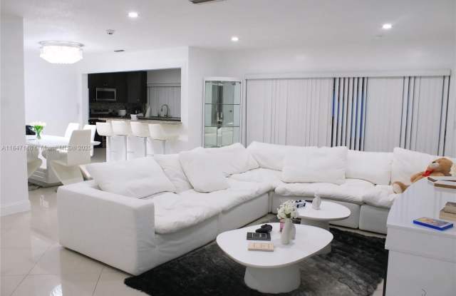 8457 Sheraton Dr photos photos