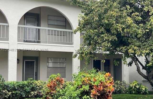 1207 Bahama Bnd photos photos