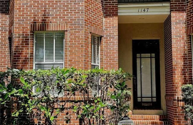 1147 DELANEY AVENUE photos photos