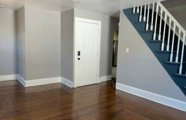30 Bright Street - 2 photos photos