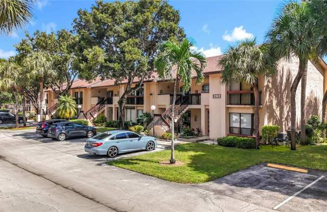 2363 SW 15th St photos photos