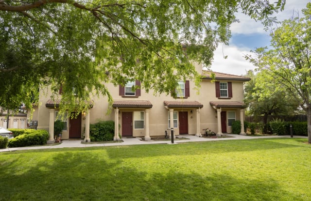 Tuscana Townhomes Gallery 2