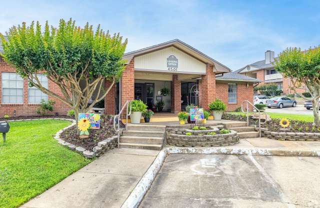 Summerhill Woods Apartments photos photos