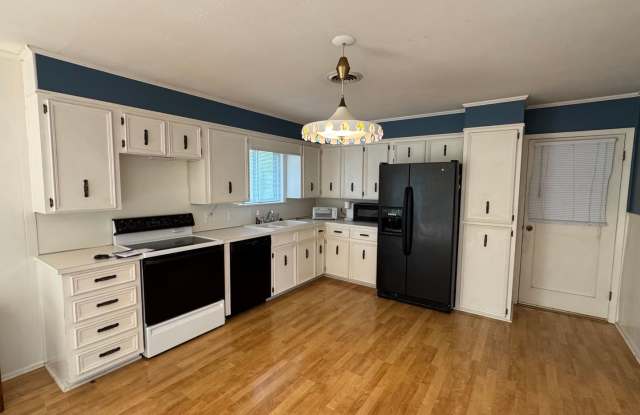 Quiet Peaceful 3 Bedroom Gallery 4