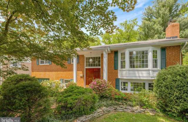 6720 WEAVER AVE photos photos