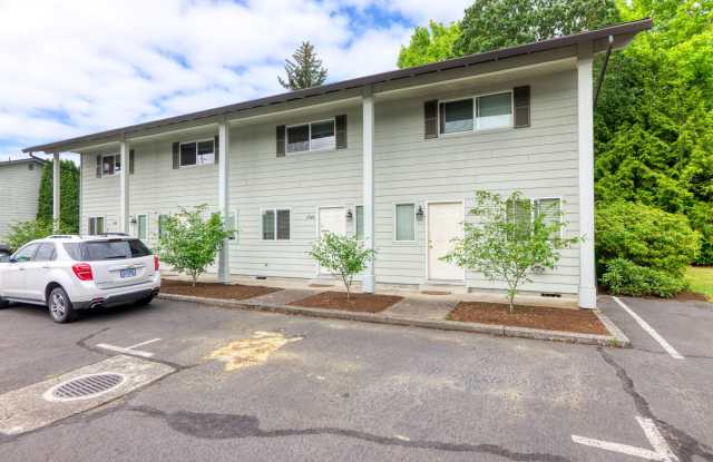 WELL-MAINTAiNED 2 BEDROOM  1.5 BATH CONDO photos photos
