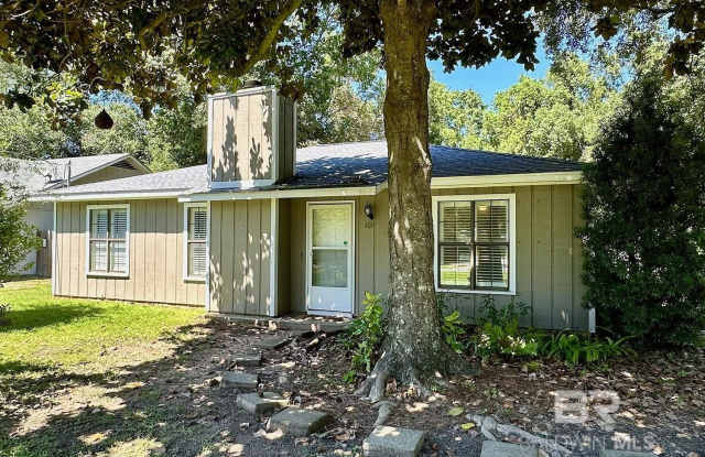 409 Nichols Avenue - 409 Nichols Avenue, Fairhope, AL 36532