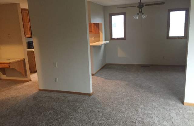 11242 Robinson Dr NW Gallery 4