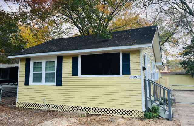 3993 Lynn Street (4 Bed/2 Bath) Home photos photos