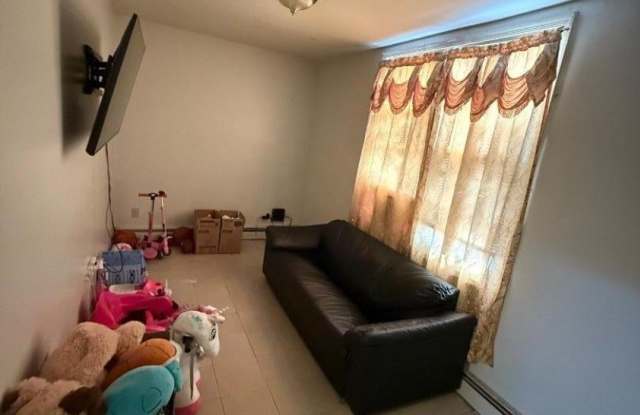 1701 Grier Ave - 1701 Grier Avenue, Linden, NJ 07036