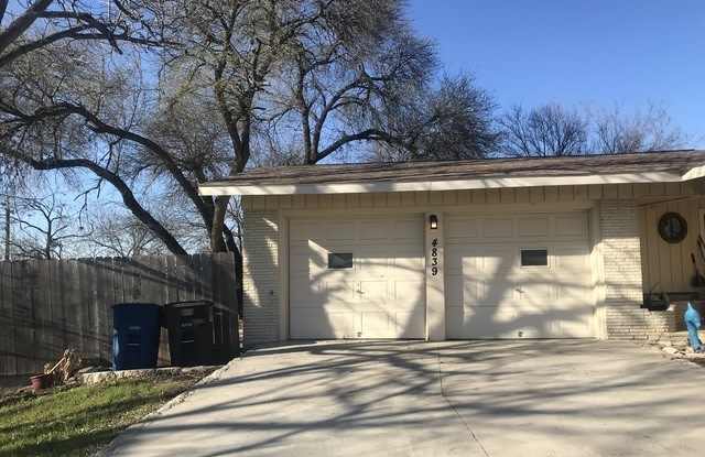 4839 Gus Eckert Gallery 2