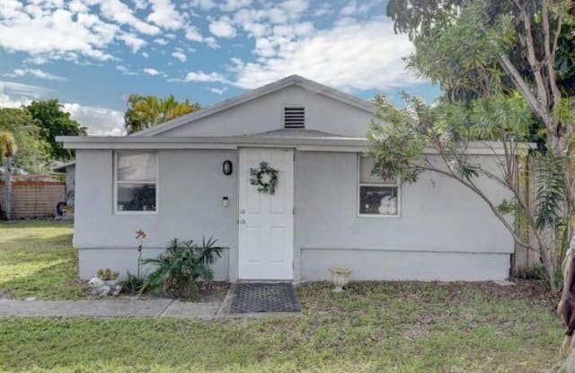 1850 Holman Drive - 1850 Holman Drive, Juno Ridge, FL 33408