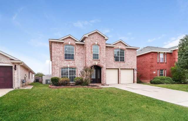 9812 Westmere Lane - 9812 Westmere Lane, Fort Worth, TX 76108