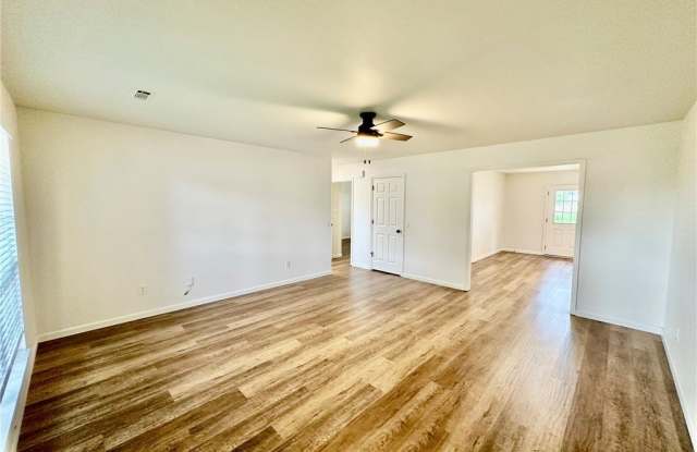 802 E Kara Gallery 4