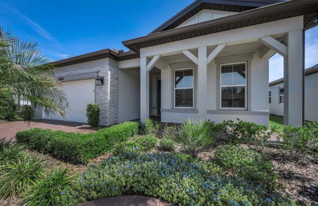 Large Spacious 2 bedroom 2 bath in Del Web photos photos