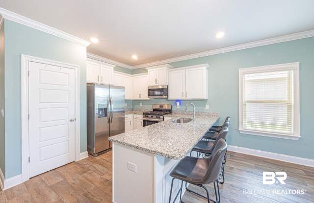 32667 Revere Dr Gallery 4