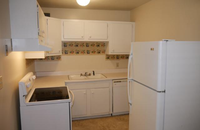 3822 K Country Club Gallery 3
