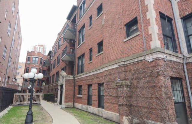 6111 Winthrop - 6111 N Winthrop Ave, Chicago, IL 60660
