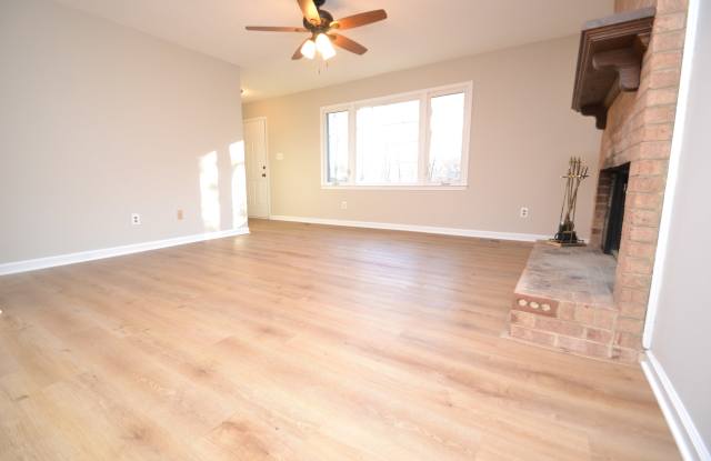110 Coorsdale Dr Gallery 4