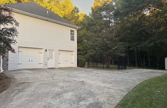 450 Pine Grove Road Gallery 3