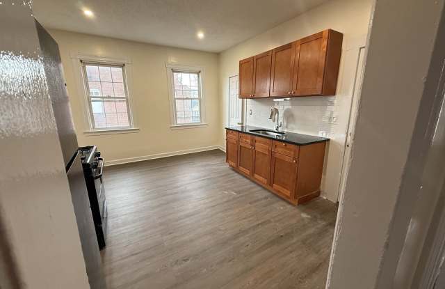 204 Homestead Avenue Gallery 2