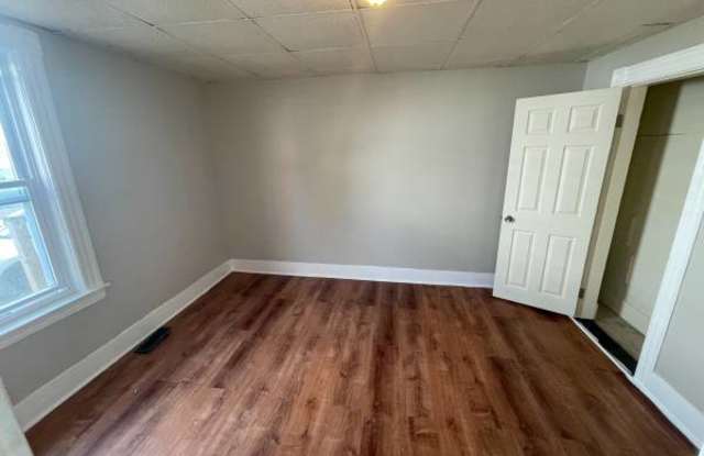 162 Woodlawn Avenue - 1 photos photos