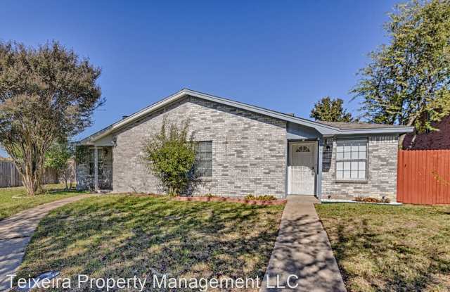 1045 Cheddar Ct - 1045 Cheddar Court, Arlington, TX 76017