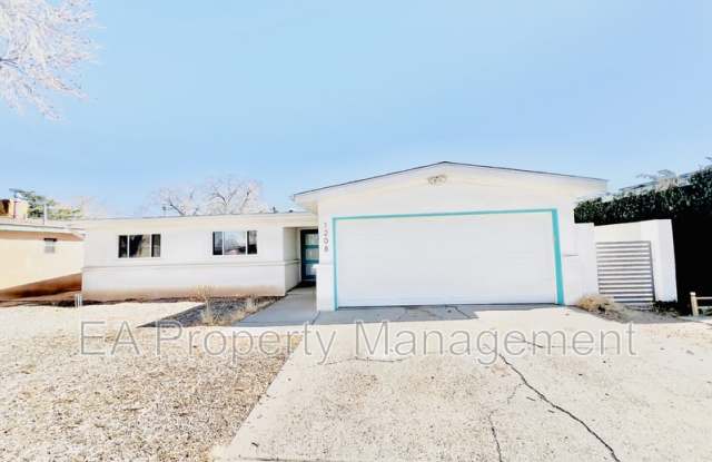 1208 Alcazar St NE photos photos