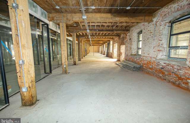 2155 CASTOR Avenue Gallery 2
