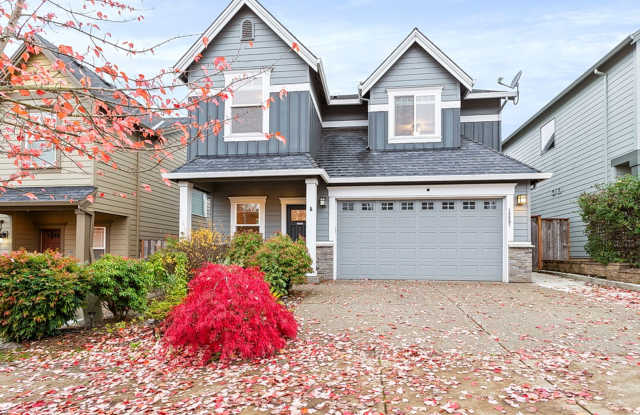 Excellent Condition Three Bedroom + Office, Fenced Backyard, Central AC photos photos