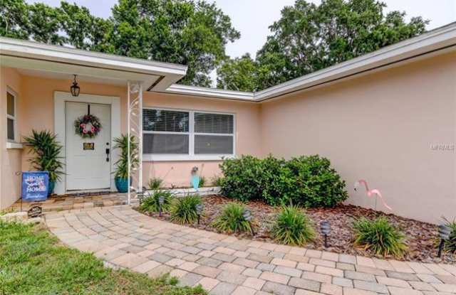 1521 San Roy Drive Gallery 3