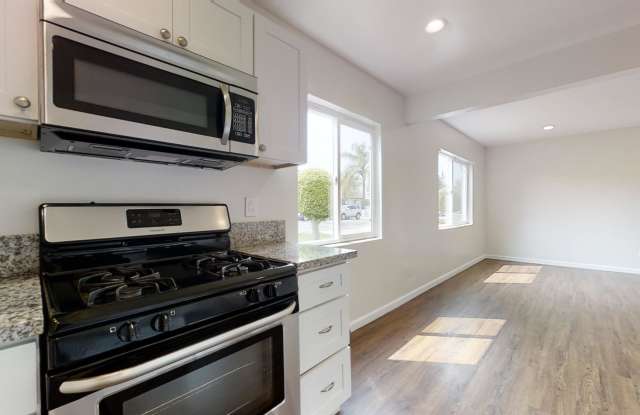 2619 Gates Avenue - A photos photos