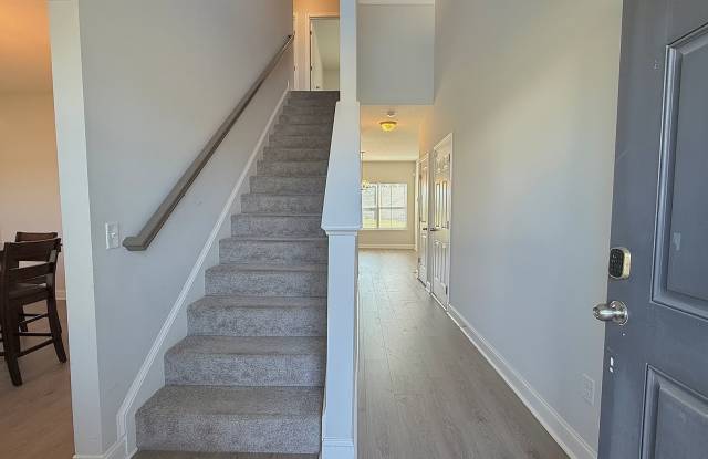 AVAILABLE NOW + LAWN CARE INCLUDED! (Pet Friendly) | $500 RENT CREDIT Gallery 3