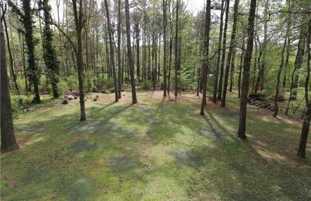 131 Arrowood Court Gallery 3
