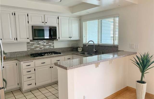 115 S Guadalupe Avenue - 115 South Guadalupe Avenue, Redondo Beach, CA 90277 115 S Guadalupe Avenue - 115 South Guadalupe Avenue, Redondo Beach, CA 90277