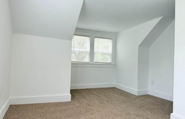 3 W NINTH ST - 3 West 9th Street, Blades, DE 19973