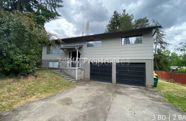3BD I 2BA Home w/ Large Yard - Beaverton! photos photos