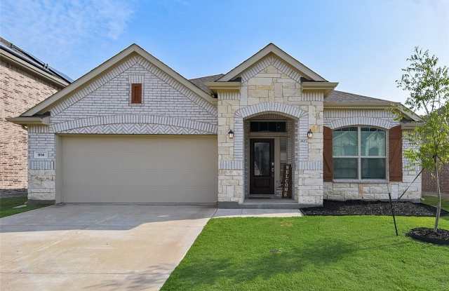 814 Bluewood Street photos photos