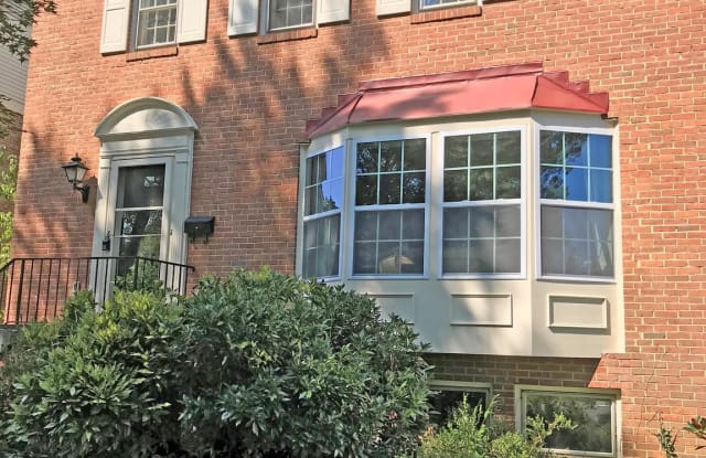 1218 KENSINGTON ROAD - 1218 Kensington Road, McLean, VA 22101