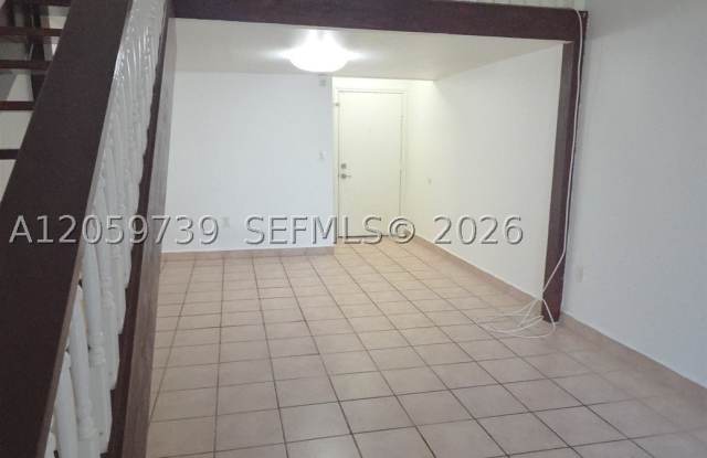 9437 Fontainebleau Blvd photos photos