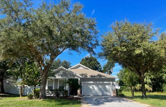 Quick! Grab this one before it's gone! photos photos