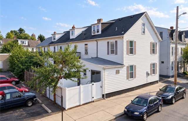 547 Silk Street Gallery 2