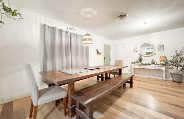 346 HAVERFORD DR Gallery 4