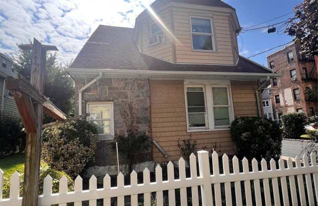 20 Wolffe Street photos photos